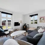 Cosy Summercottage In Sommerby 케르테미네