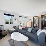 Cosy Summercottage In Sommerby 펜션 *
